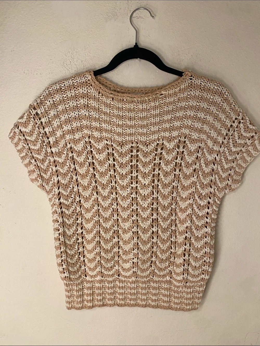 Givenchy sport ,Beige & Cream Short-Sleeve Knit Sweatert made in 🇮🇹